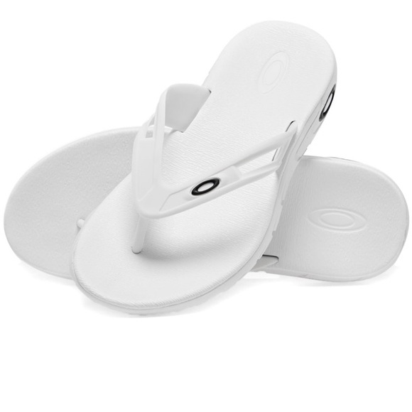 white oakley flip flops